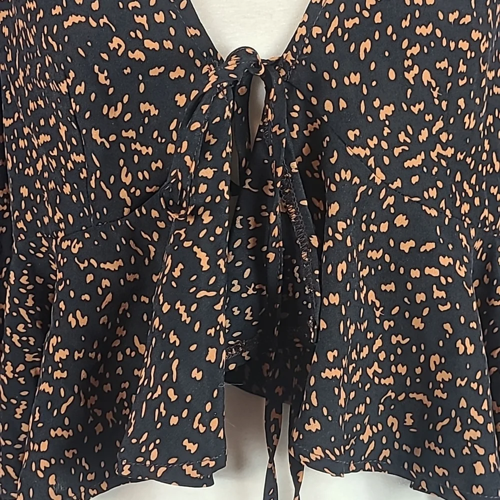 Shein Cropped Tie Front Peplum Blouse - Picture 3 of 13